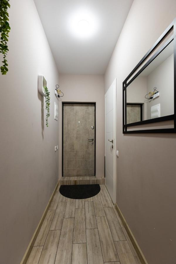 Aura Home Dnipro Exterior foto