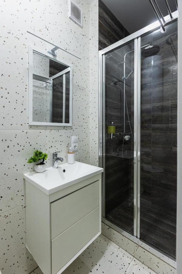 Aura Home Dnipro Exterior foto