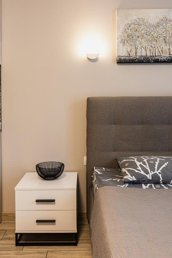 Aura Home Dnipro Exterior foto