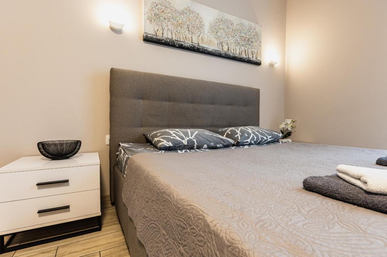 Aura Home Dnipro Exterior foto